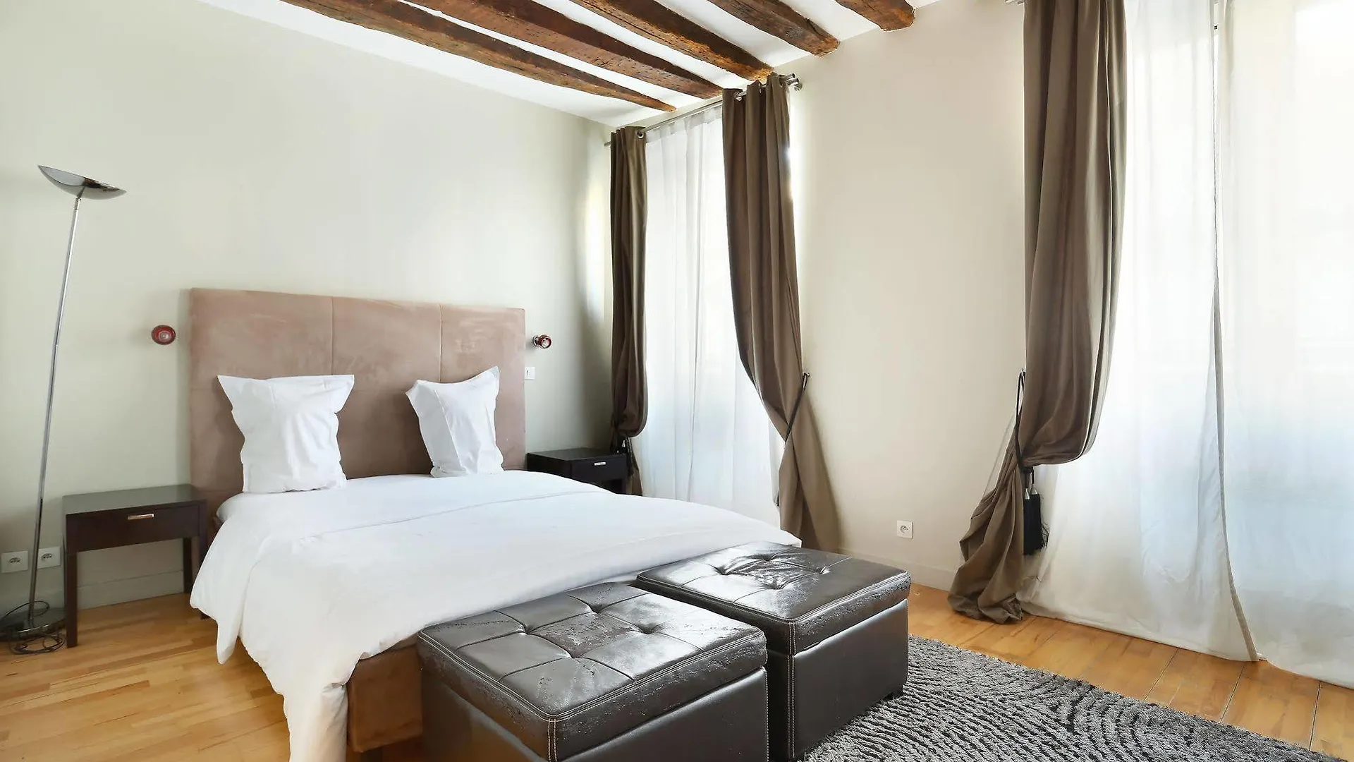 Du Louvre Aparthotel 2*